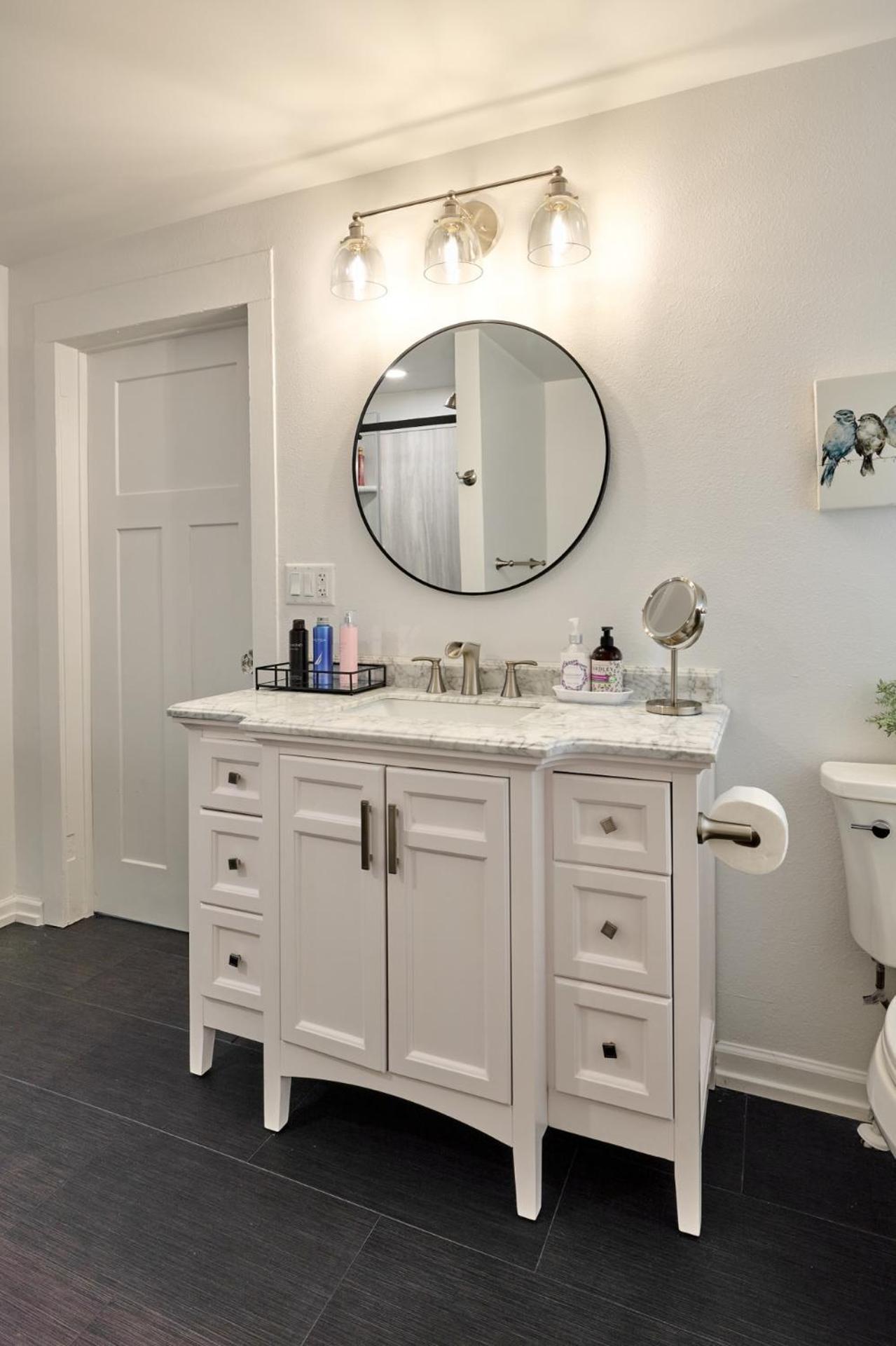 Home - Elegant Comfort 22 Minutes To Osu Lebanon Bagian luar foto