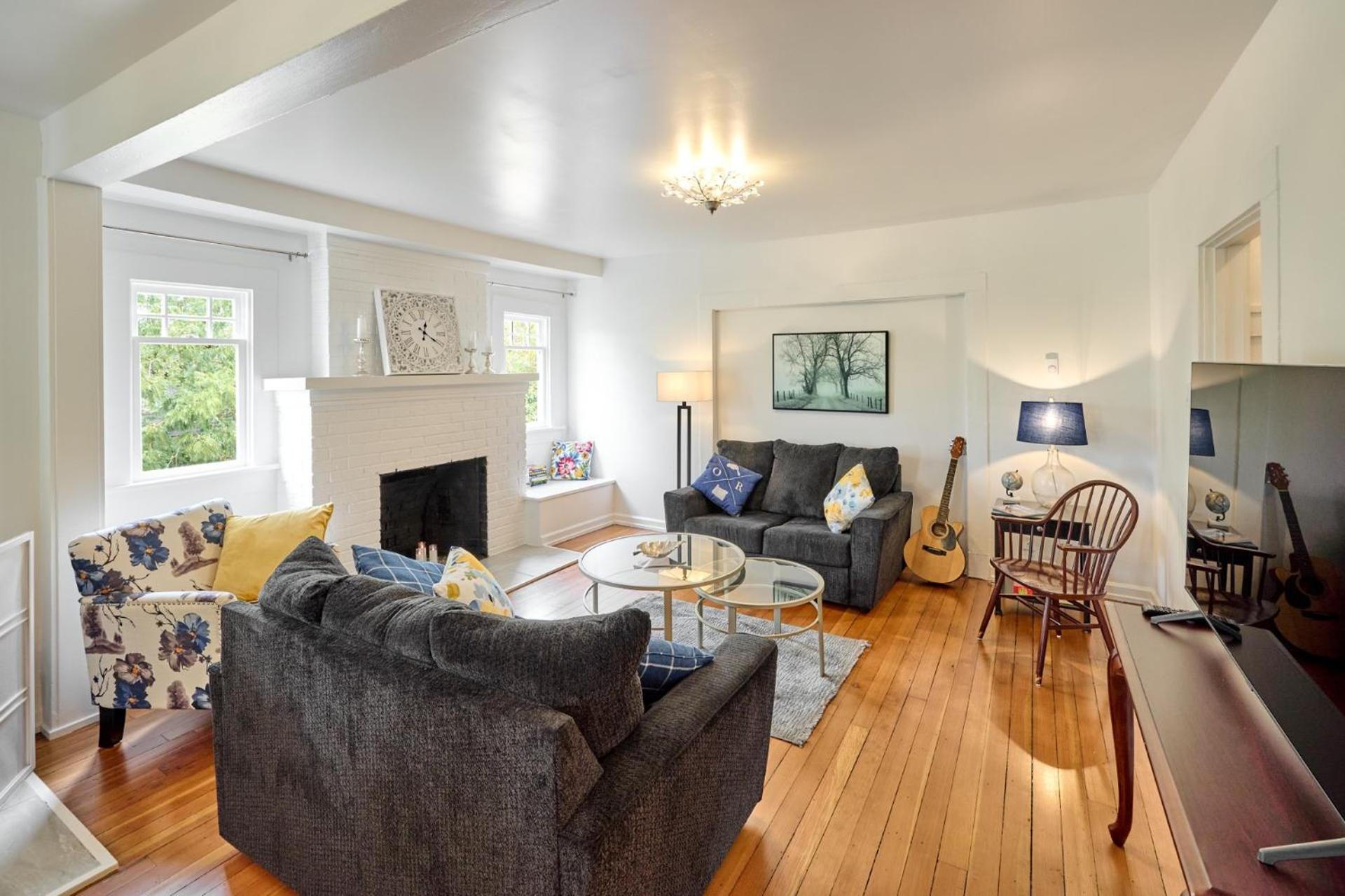 Home - Elegant Comfort 22 Minutes To Osu Lebanon Bagian luar foto